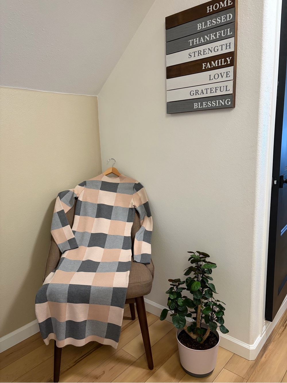 NWOT Nina Leonard Tan Gray and Dark Gray Knit Plaid Dress. Very Elegant.